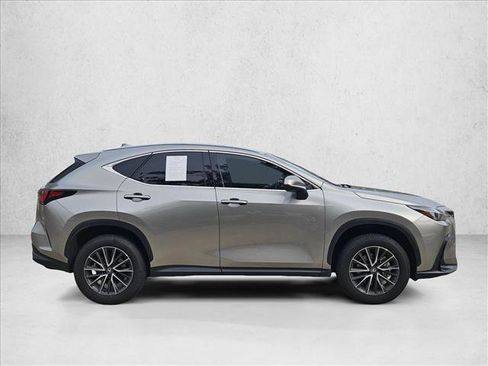 Used 2025 Lexus NX 250 FWD image 4