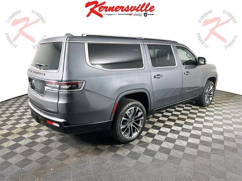 Used 2023 Jeep Grand Wagoneer L Series III w/ Rear Seat Video Group 1 image 7