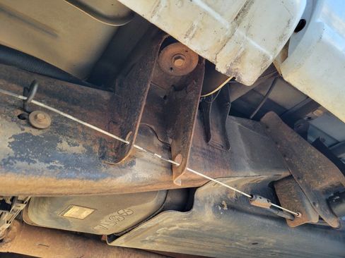 Used 2006 GMC Sierra 3500 W/T w/ Heavy-Duty Power Package image 9