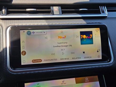 Used 2023 Land Rover Range Rover Velar R-Dynamic S image 11