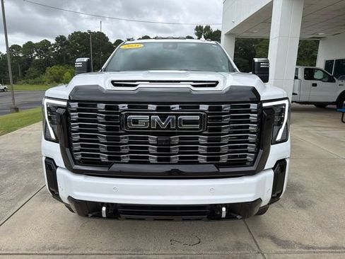 Used 2025 GMC Sierra 2500 Denali Ultimate AWD/4WD image 2