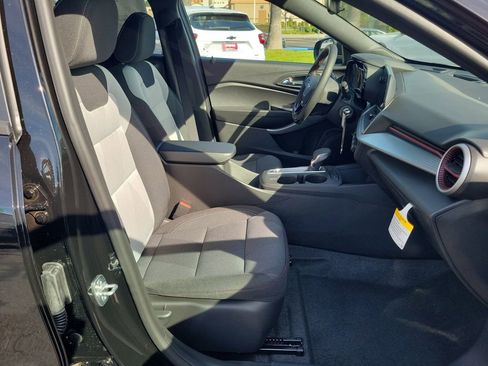 New 2026 Chevrolet Trax RS image 13