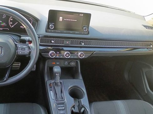 Used 2024 Honda Civic Sport image 29