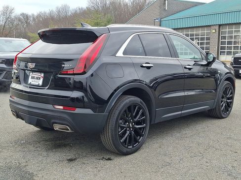 Used 2023 Cadillac XT4 Luxury w/ Cold Weather Package image 25