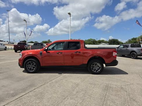 Used 2024 Ford Maverick XLT FWD image 2