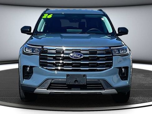Used 2026 Ford Explorer Active w/ Active Comfort Package AWD/4WD image 2