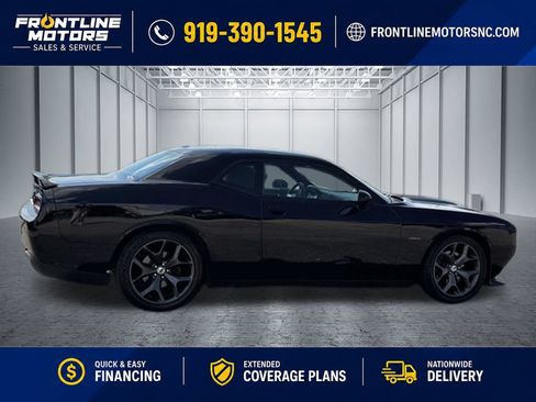 Used 2019 Dodge Challenger R/T RWD image 8