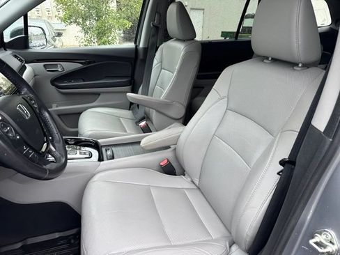 Used 2016 Honda Pilot Elite image 5