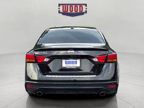 Used 2023 Nissan Altima 2.5 SR w/ SR Premium Package FWD image 3
