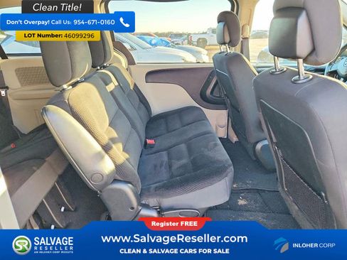 Used 2019 Dodge Grand Caravan SE image 15