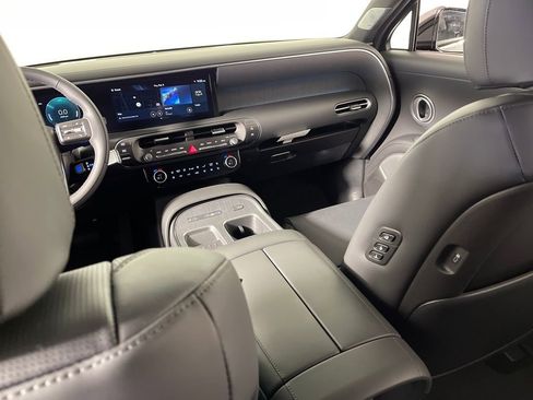 New 2026 Hyundai Palisade Calligraphy FWD image 17