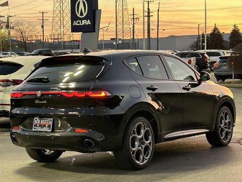 Used 2024 Alfa Romeo Tonale Veloce image 5