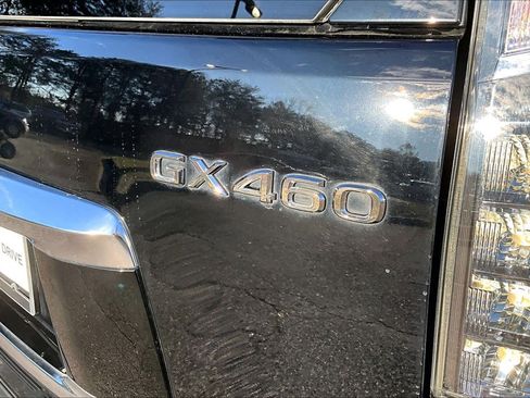 Used 2023 Lexus GX 460 Premium image 17