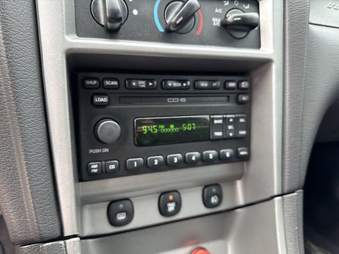 Used 2003 Ford Mustang Mach 1 RWD image 13