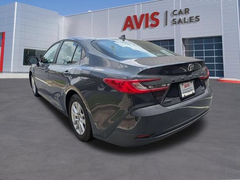 Used 2025 Toyota Camry LE FWD image 9