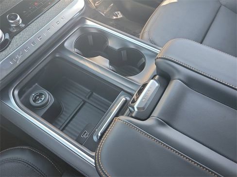 New 2026 Ford Expedition Tremor image 19