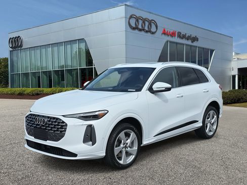 New 2025 Audi Q5 Premium Plus image 1