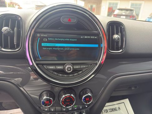 Used 2017 MINI Cooper Countryman ALL4 AWD/4WD image 9