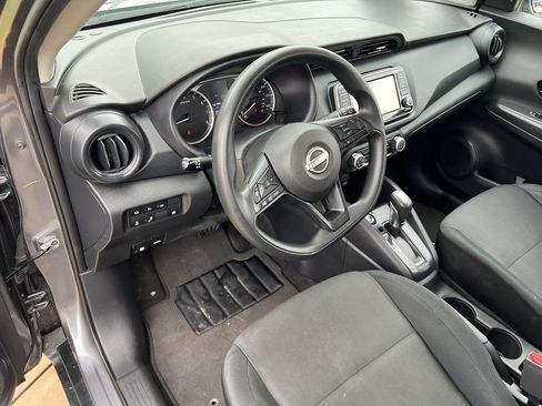 Used 2024 Nissan Kicks S FWD image 18