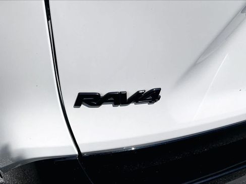 Used 2022 Toyota RAV4 XSE AWD/4WD image 31