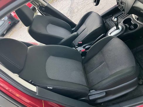 Used 2019 Nissan Versa SV image 19