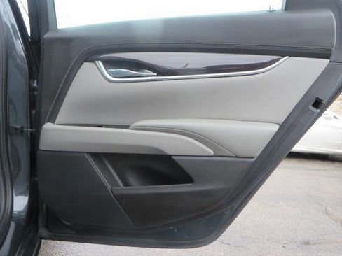 Used 2015 Cadillac XTS Premium image 38