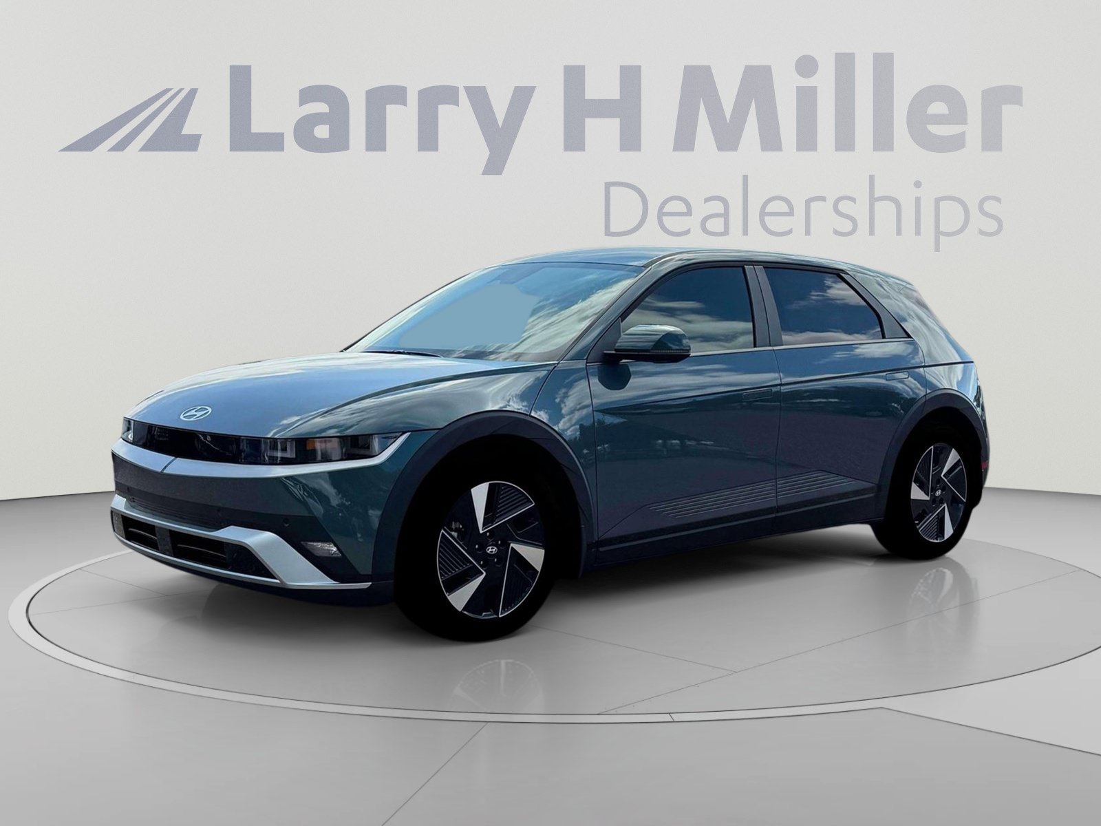 New 2026 Hyundai Ioniq 5 SEL RWD image 2