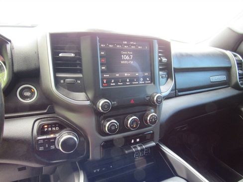 Used 2019 RAM 1500 Big Horn AWD/4WD image 14