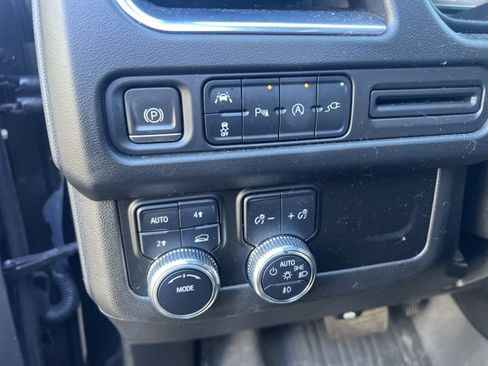 Used 2022 GMC Yukon SLE w/ Gmc Pro Safety Plus Package image 5