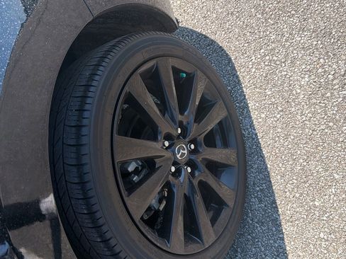 Used 2024 MAZDA MAZDA3 s image 9