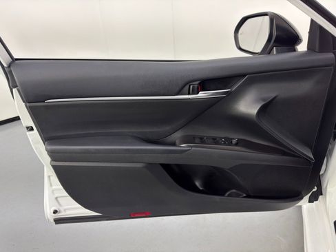 Used 2022 Toyota Camry Nightshade image 38