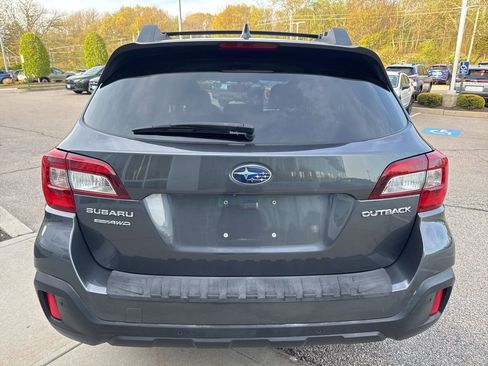 Used 2019 Subaru Outback 2.5i Limited AWD/4WD image 3