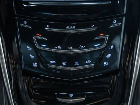 Used 2018 Cadillac Escalade ESV Platinum image 21