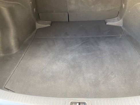 Used 2022 Toyota Corolla LE image 29