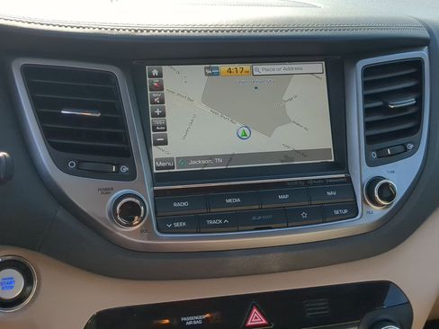 Used 2018 Hyundai Tucson SEL Plus image 15