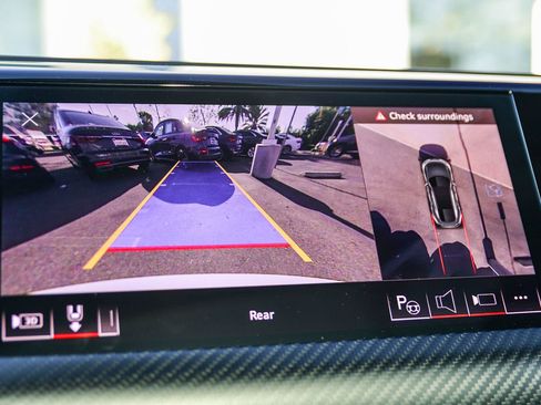 Used 2023 Audi e-tron GT Prestige image 25