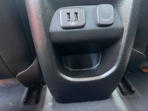 Used 2022 GMC Canyon AT4 AWD/4WD image 21