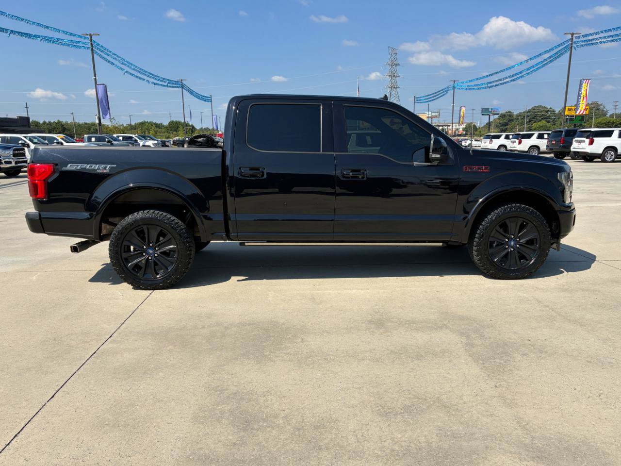 Used 2019 Ford F150 Lariat w/ Equipment Group 502A Luxury AWD/4WD image 5