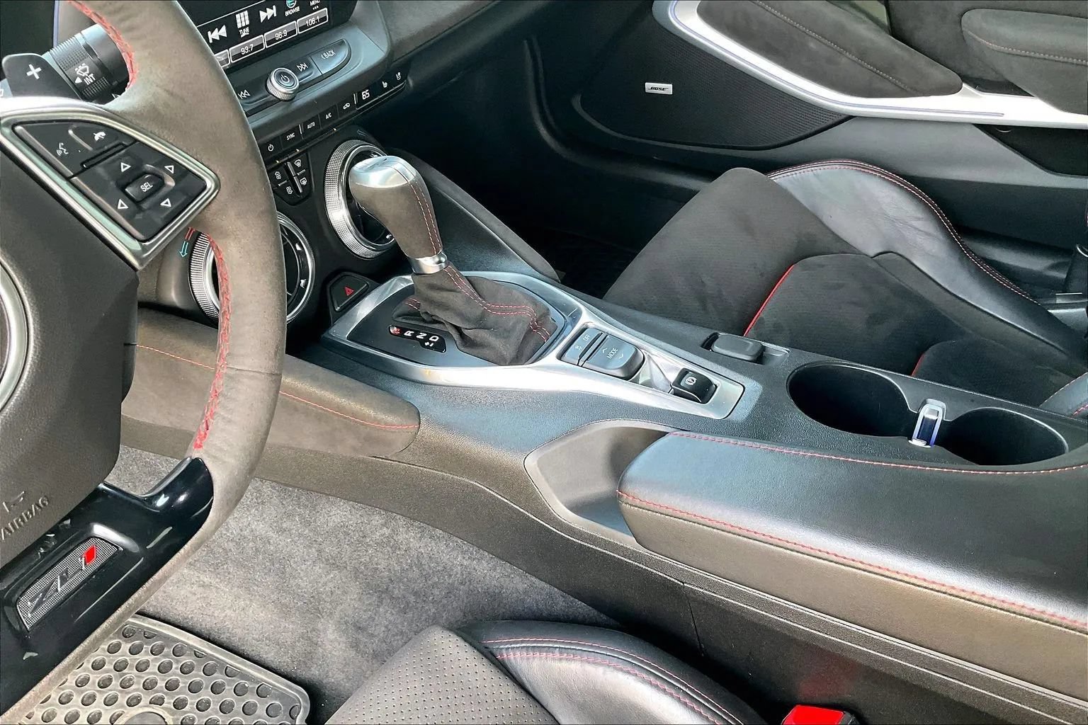Used 2018 Chevrolet Camaro ZL1 RWD image 22