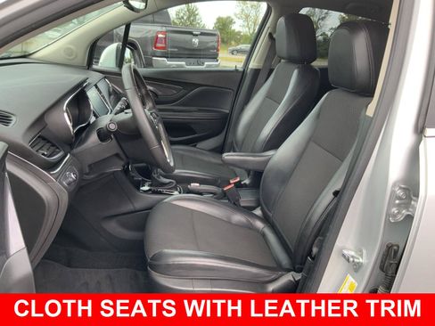 Used 2020 Buick Encore Preferred FWD image 5