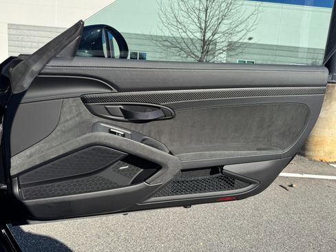 Used 2025 Porsche 718 Cayman GT4 RS image 52