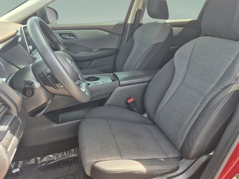 Used 2021 Nissan Rogue S FWD image 20