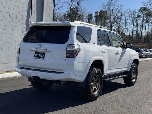 Used 2024 Toyota 4Runner SR5 Premium image 21