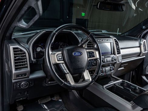 Used 2021 Ford F350 Platinum image 13