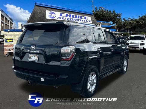 Used 2023 Toyota 4Runner SR5 RWD image 7