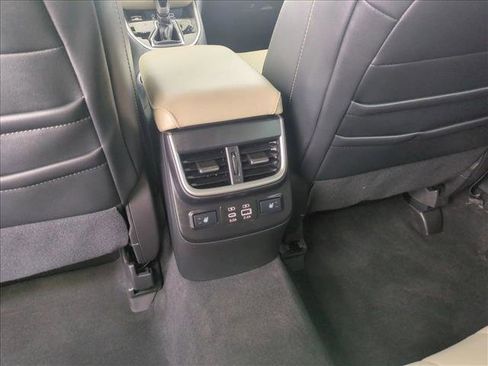 Certified 2025 Subaru Outback Limited w/ Popular Package #2 AWD/4WD image 19