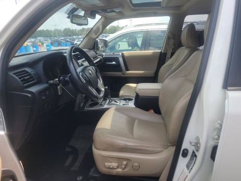 Used 2018 Toyota 4Runner Limited AWD/4WD image 4
