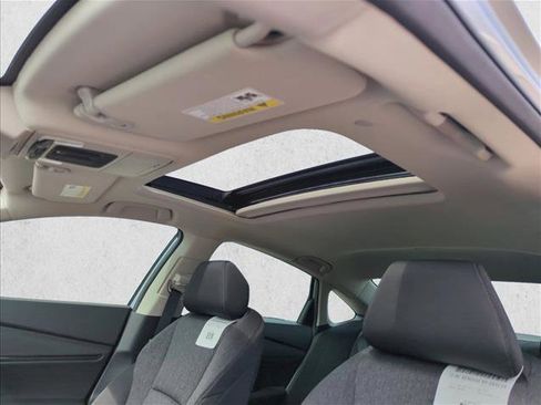 Used 2025 Honda Accord SE image 17