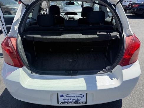 Used 2008 Toyota Yaris 2-Door Hatchback w/ Convenience Pkg FWD image 8