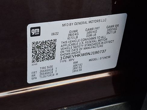 Used 2022 Chevrolet Traverse LT image 28